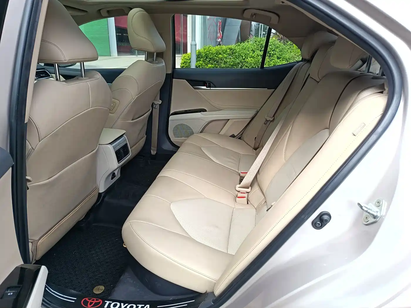 Toyota Camry 2019 Hybrid 2.5HG Luxury Edition China V фото 8