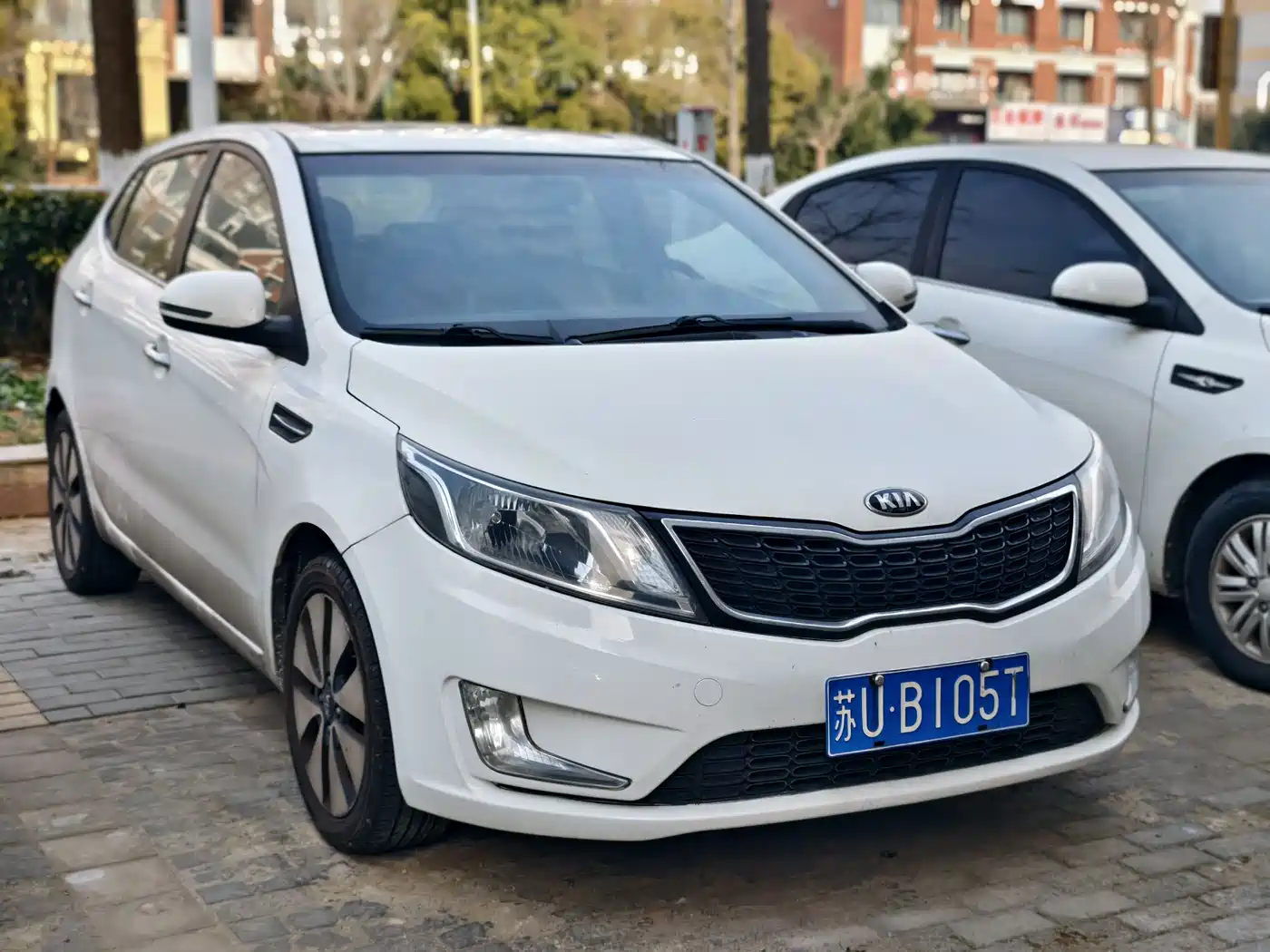 Kia K2 2015 Hatchback 1.6L AT Premium фото 3