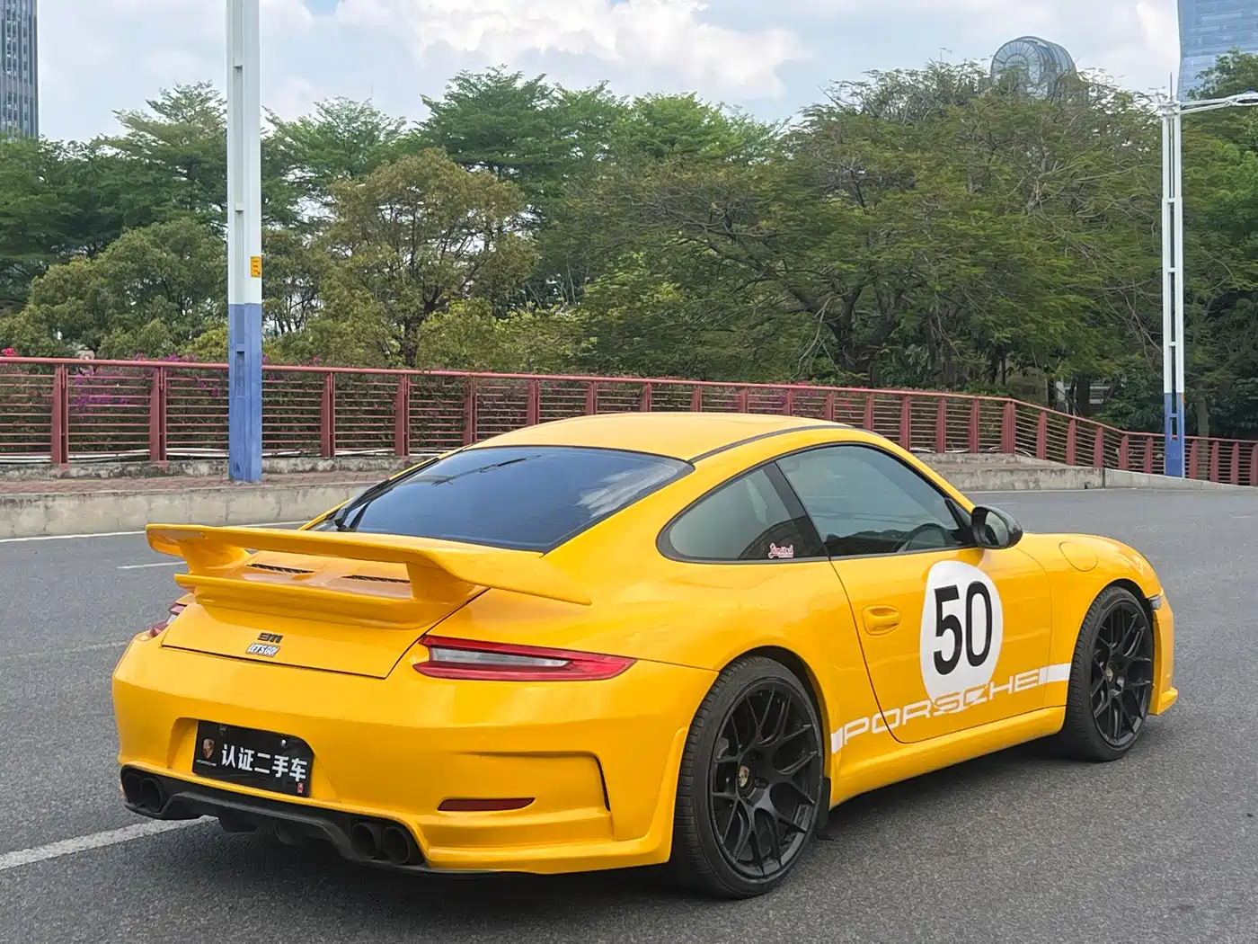 Porsche 911 2010 Carrera 3.6L фото 7