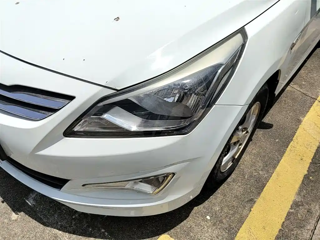 Hyundai Verna 2014 1.4L Manual Smart GLS фото 24