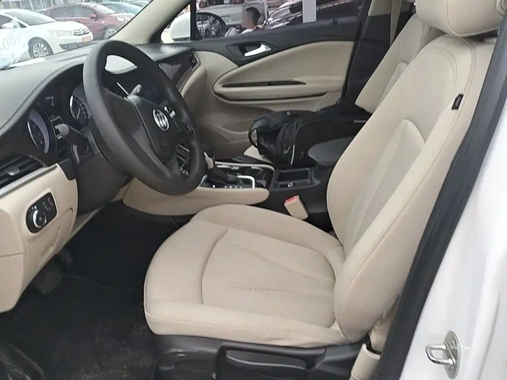 Buick Verano 2018 Sedan 15S Automatic Progressive фото 15