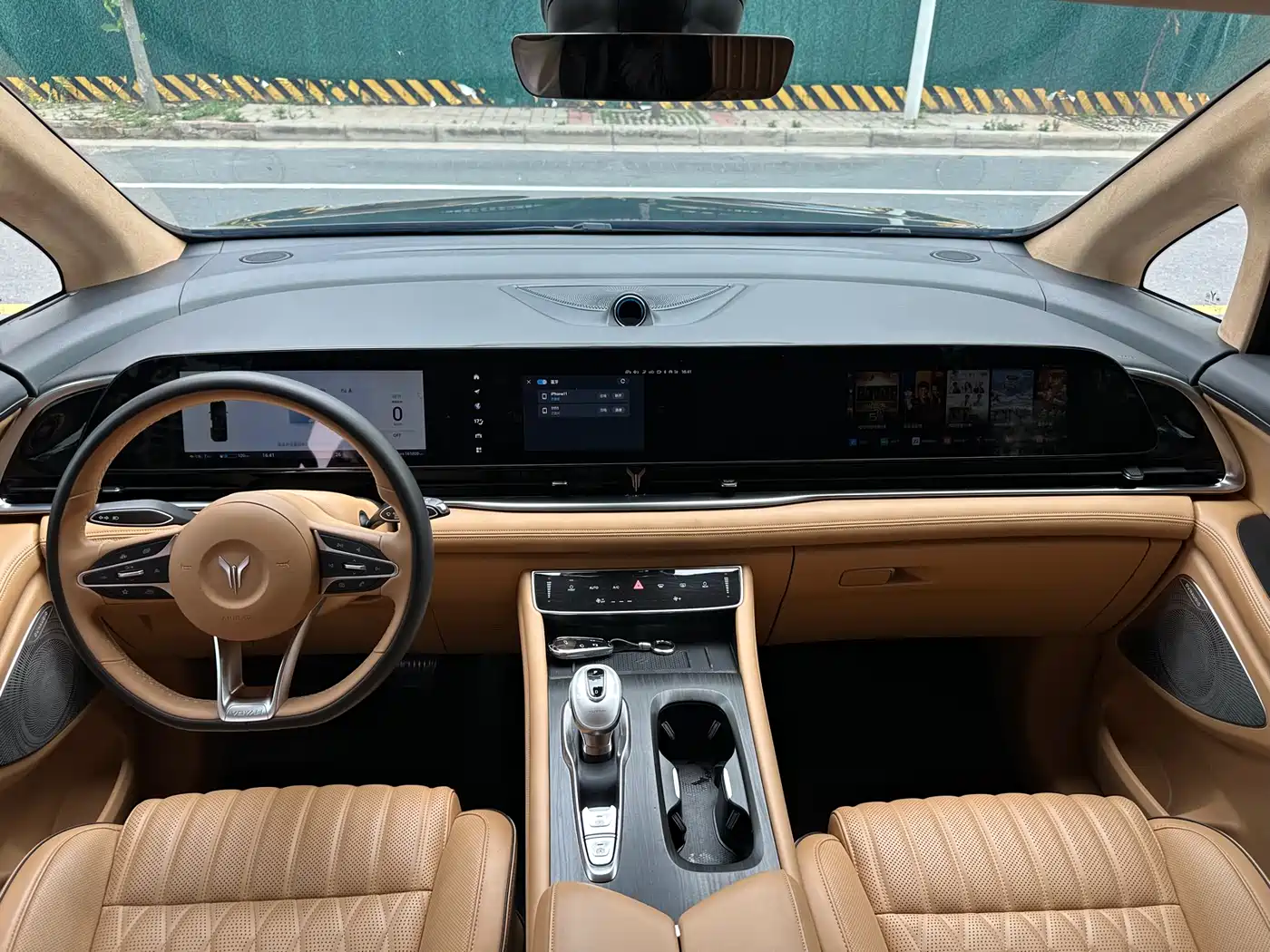 Voyah Auto Voyah Dreamer 2024 PHEV Extended Range Flagship Edition фото 6