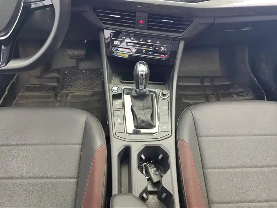 Volkswagen Bora 2021 1.5L Automatic Elite Smart Edition фото 16