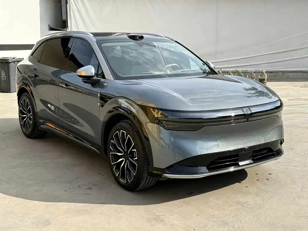 ZEEKR 7X
