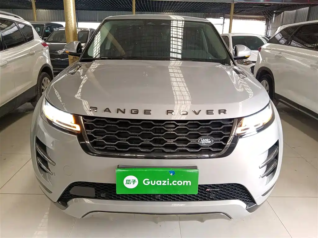 Land Rover Range Rover Evoque 2022 Range Rover Evoque L 249PS R-Dynamic Luxury Edition фото 3