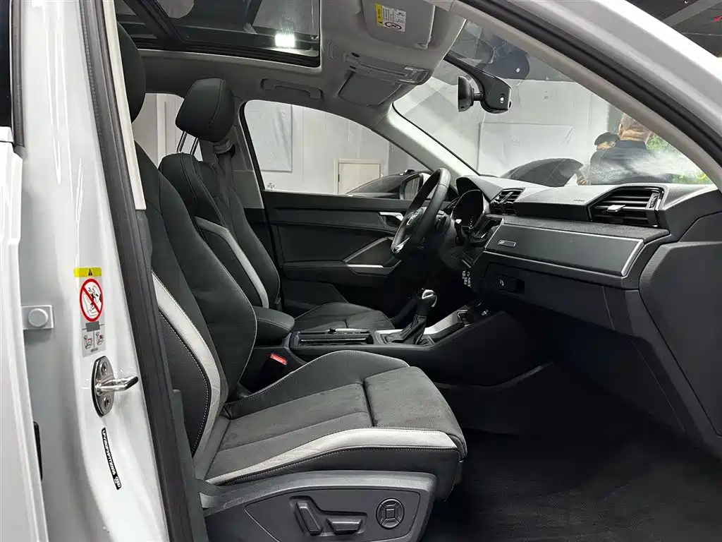 Audi Q3 2023 35 TFSI Fashion Dynamic (1.4T) фото 12