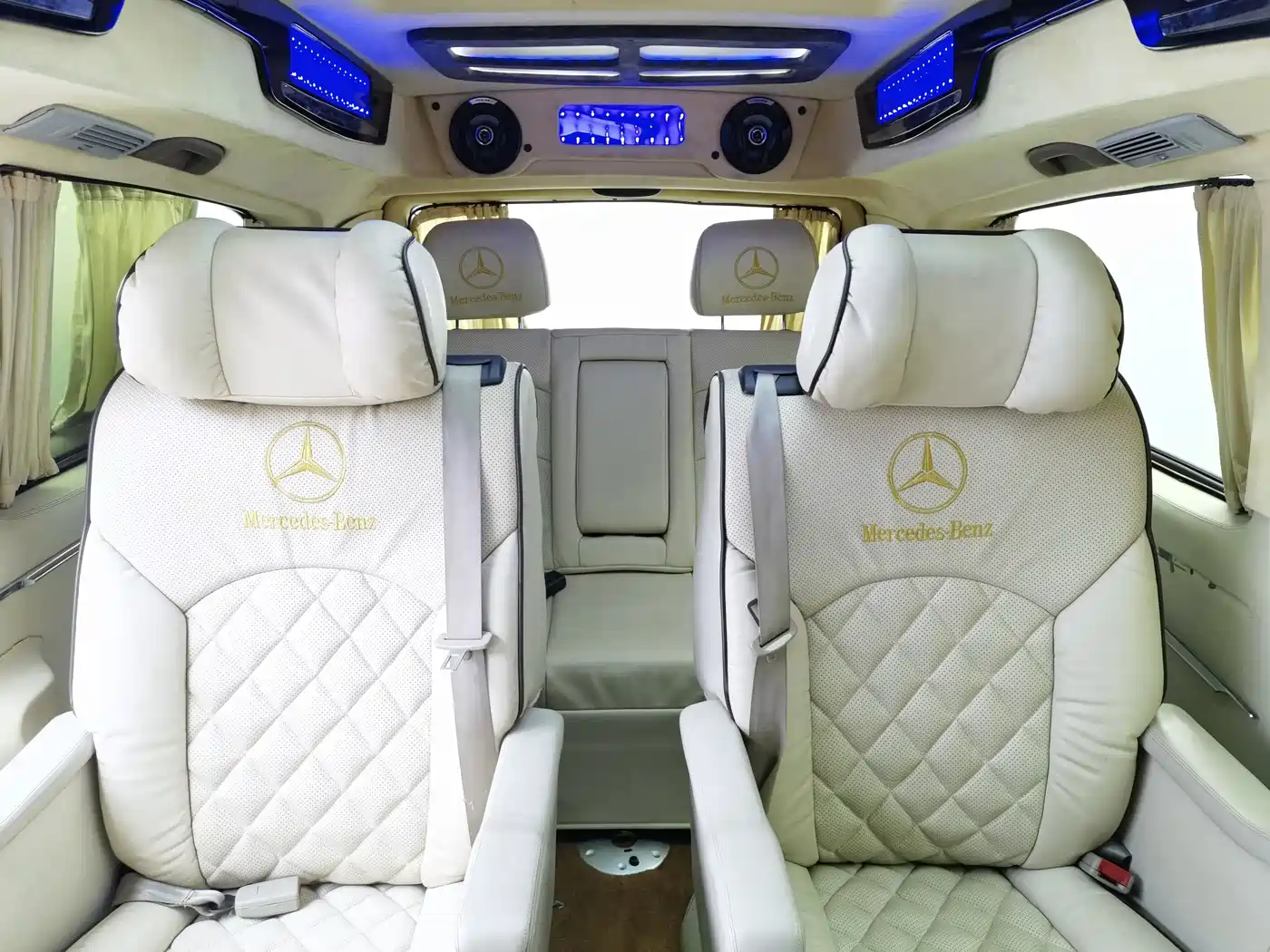 Mercedes-Benz Vito 2011 2.5L 7-Seat Executive Edition фото 8