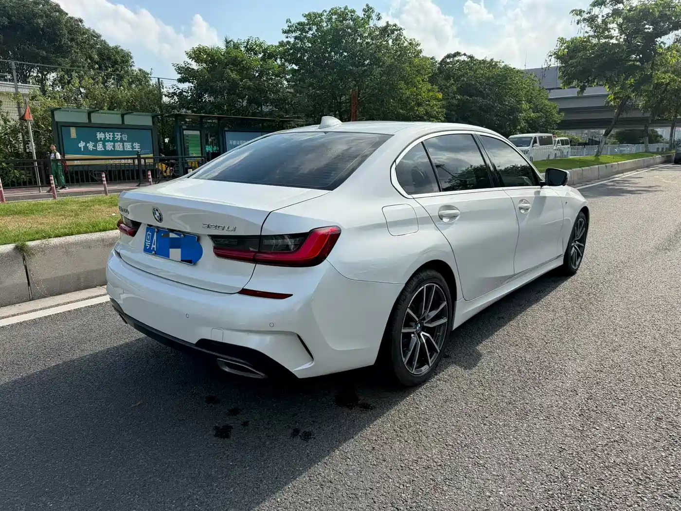 BMW 3 Series 2021 320Li M Sport Package фото 4