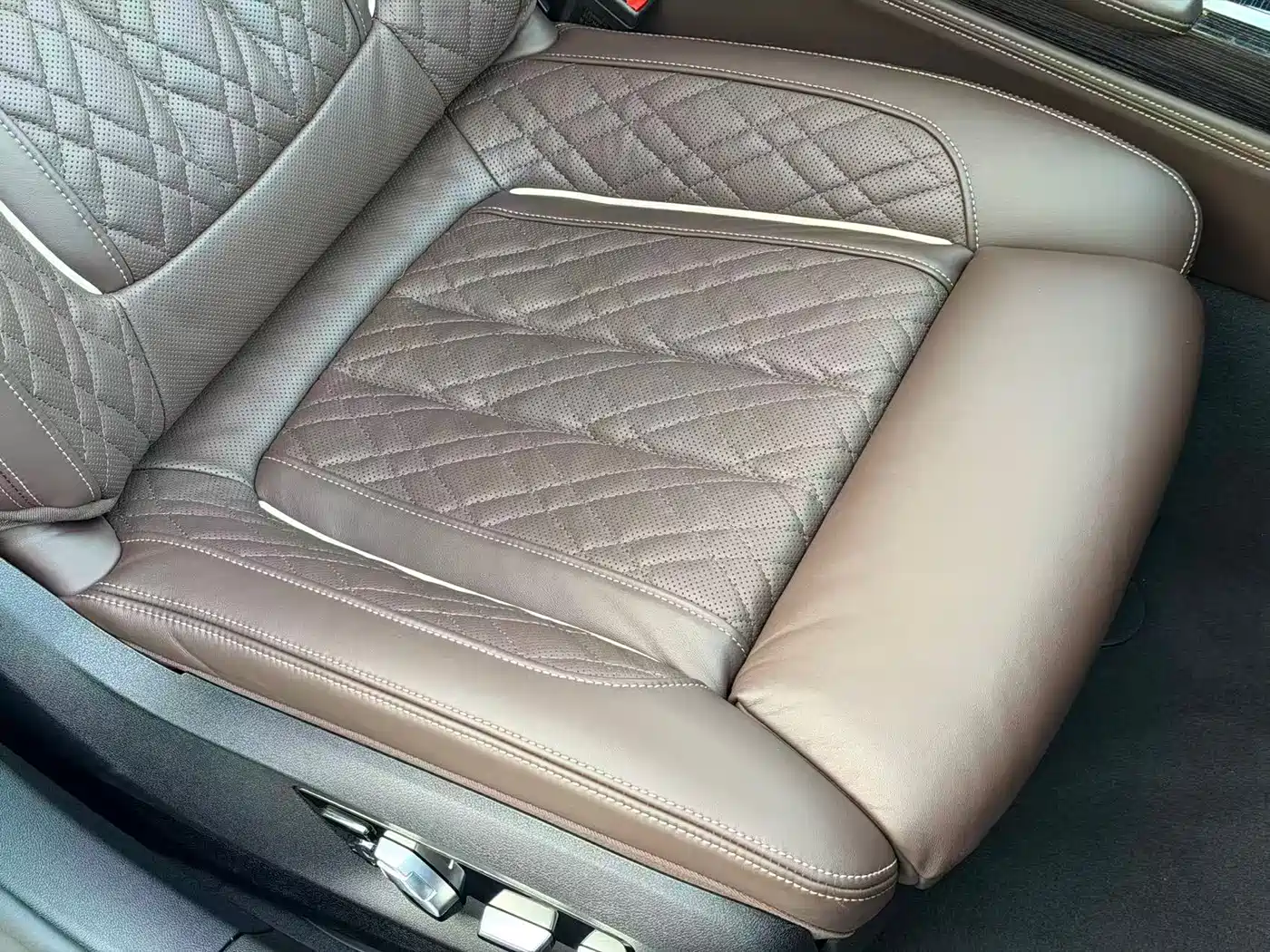 BMW 7 Series 2019 740Li Leading M Sport Package фото 18