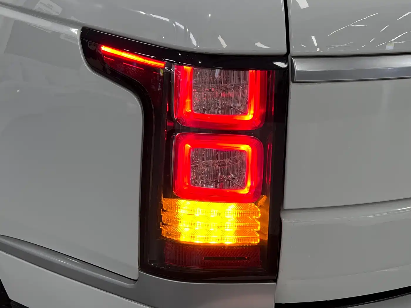 Land Rover Range Rover фото 13