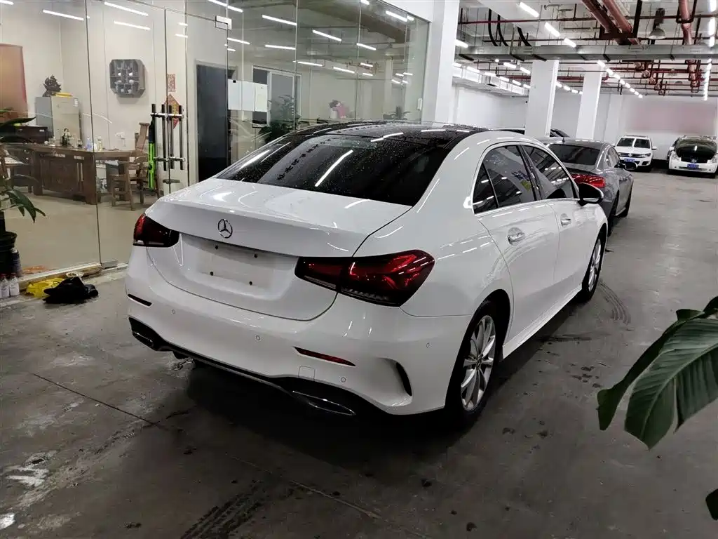 Mercedes-Benz A-Class 2021 A 200 L Sport Sedan Dynamic Type фото 5