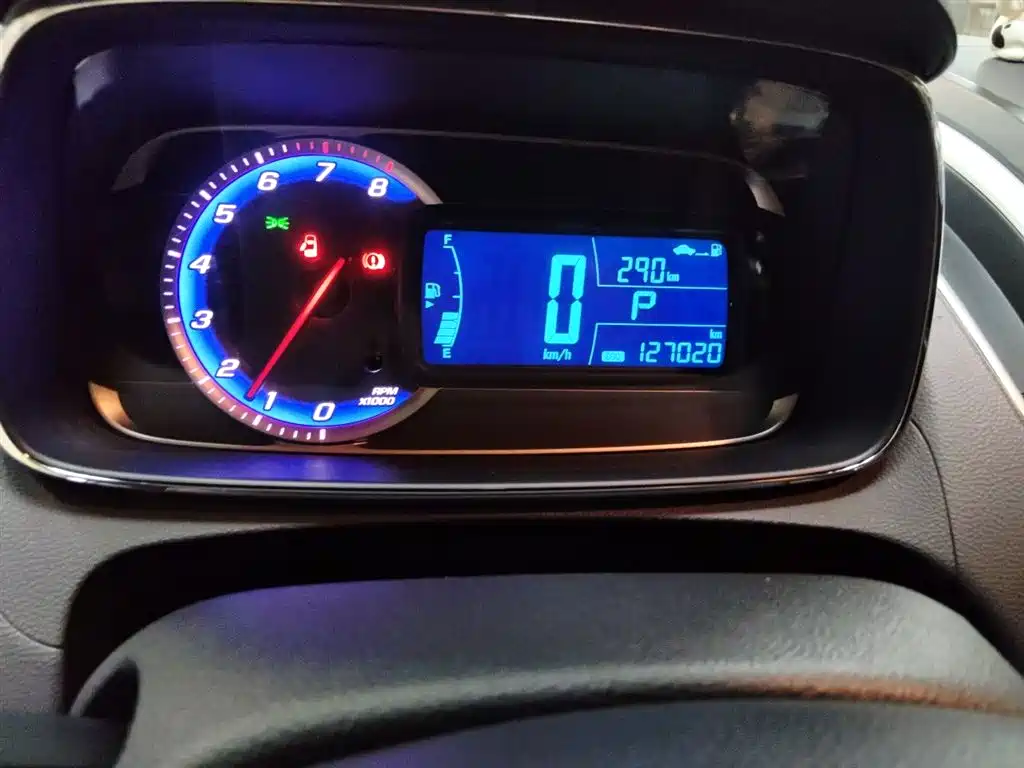 Chevrolet Trax 2014 1.4T Automatic 2WD Luxury фото 9