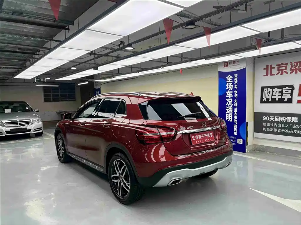 Mercedes-Benz GLA 2017 GLA 200 Fashion фото 13