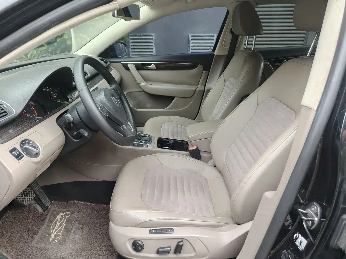 Volkswagen Magotan 2012 1.8TSI Premium фото 6