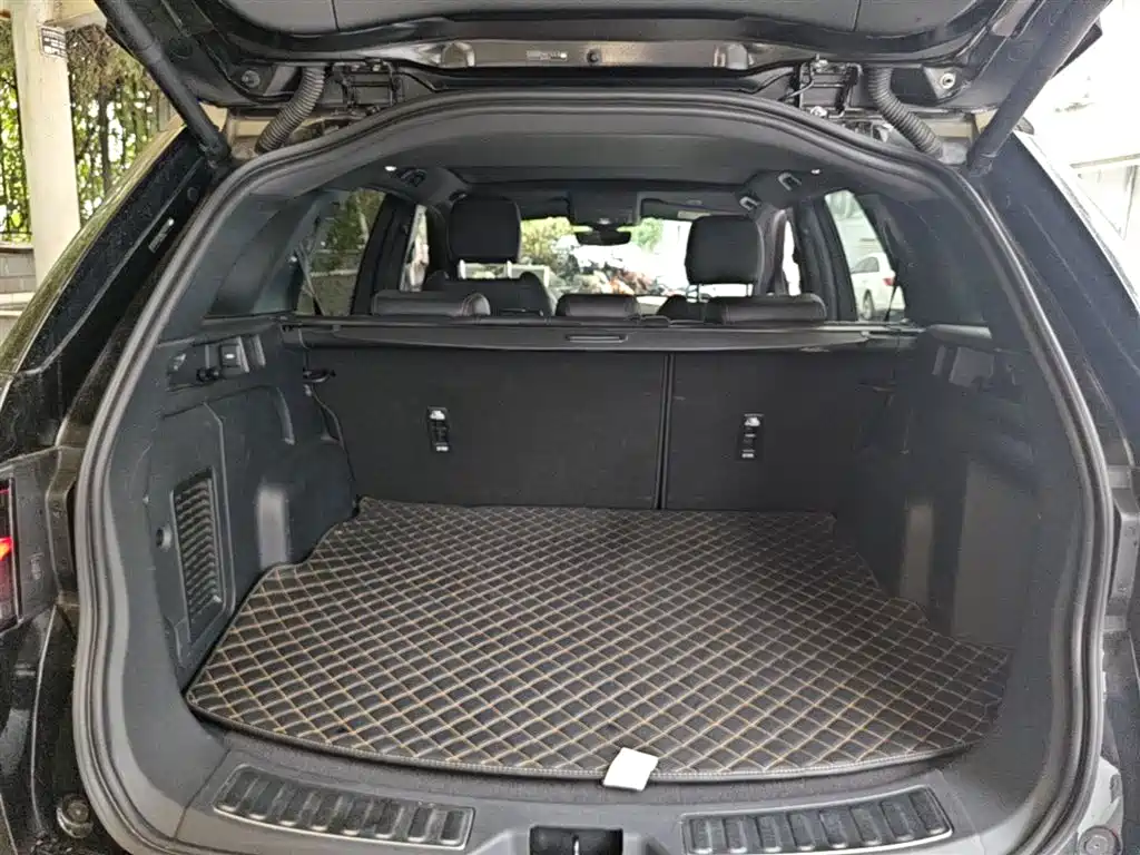 Land Rover Discovery Sport 2022 Model Year Second Facelift 249PS R-Dynamic SE Performance Technology Edition 5-seater фото 19