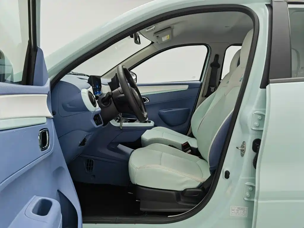 Dongfeng Yipai Nano BOX 2023 2022 Facelift Breeze Edition 201KM Standard