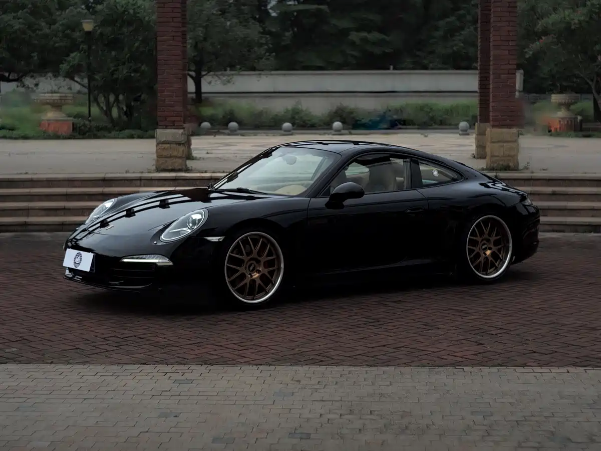 Porsche 911 2012 Carrera S 3.8L