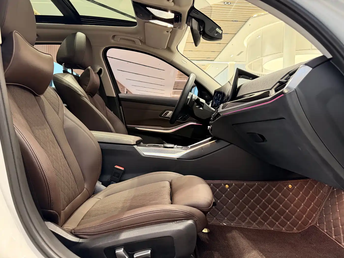 BMW 3 Series 2023 325Li M Sport Black Night Package фото 20