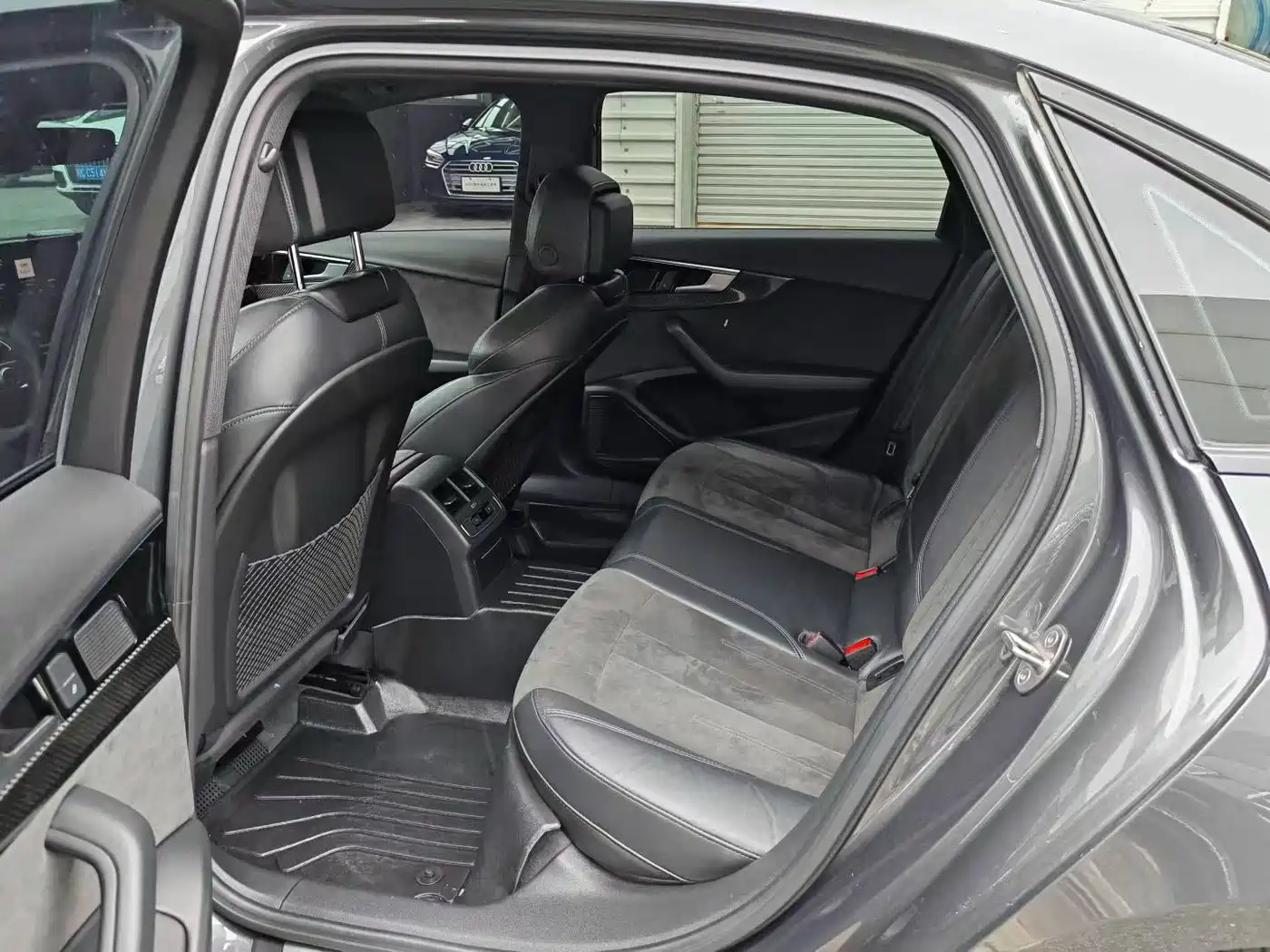 Audi A4L 2022 45 TFSI quattro Premium Dynamic фото 6