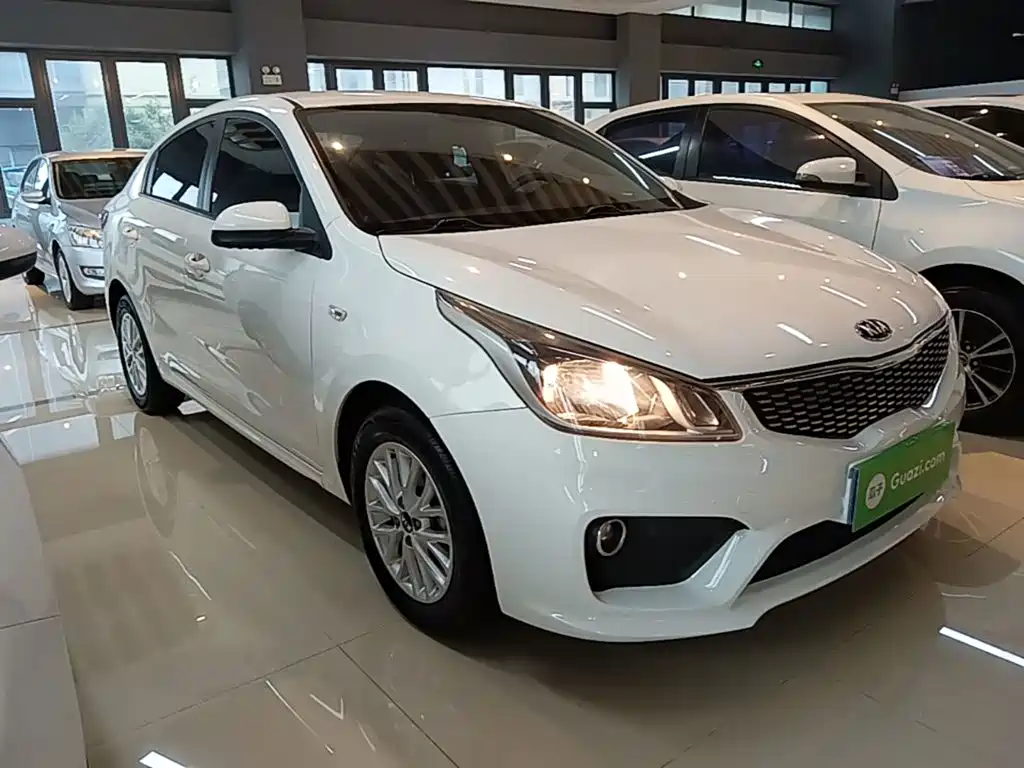 Kia K2 2017 2017 Sedan 1.4L AT GLS