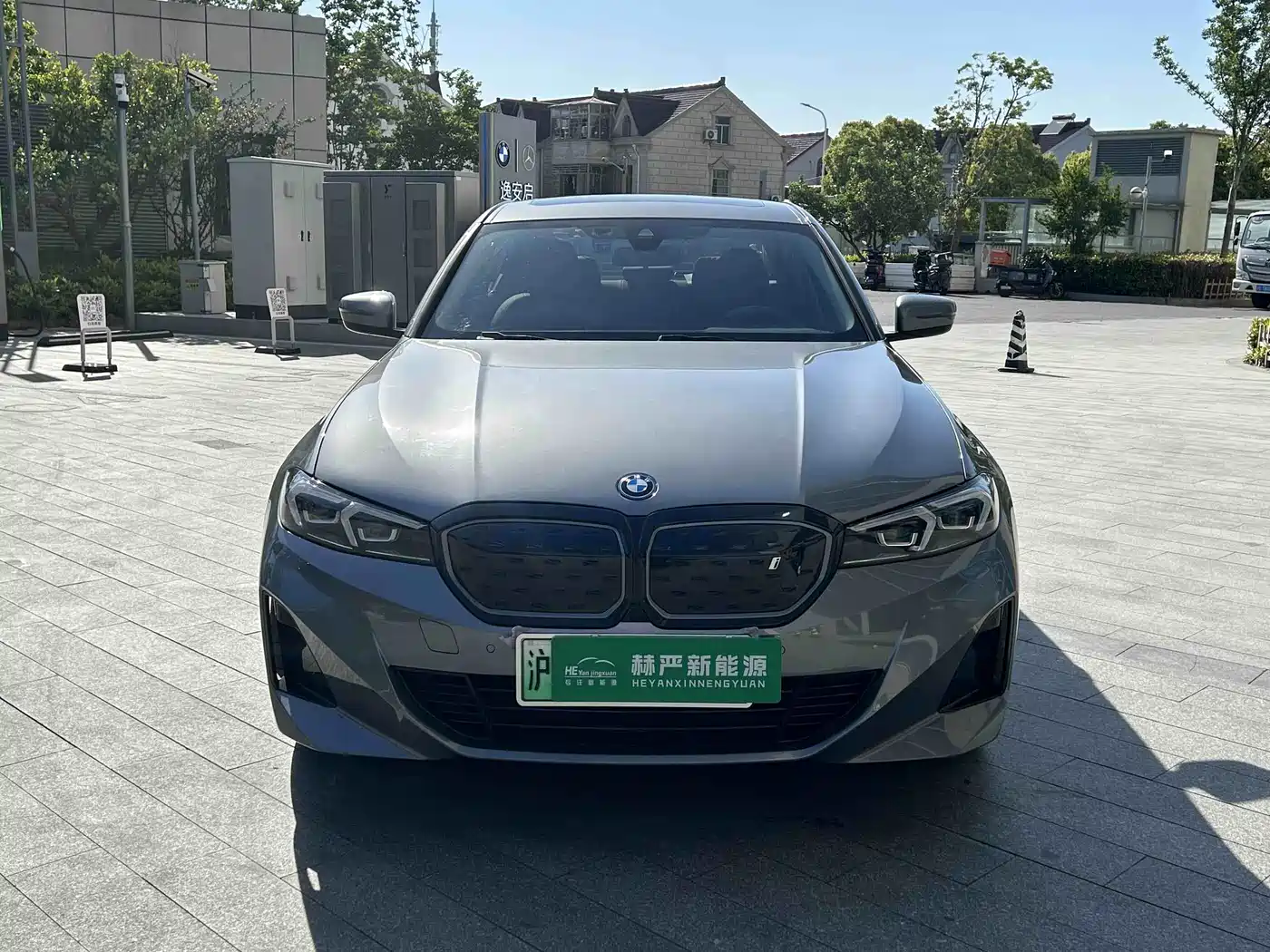 BMW i3 2022 eDrive 35 L фото 2