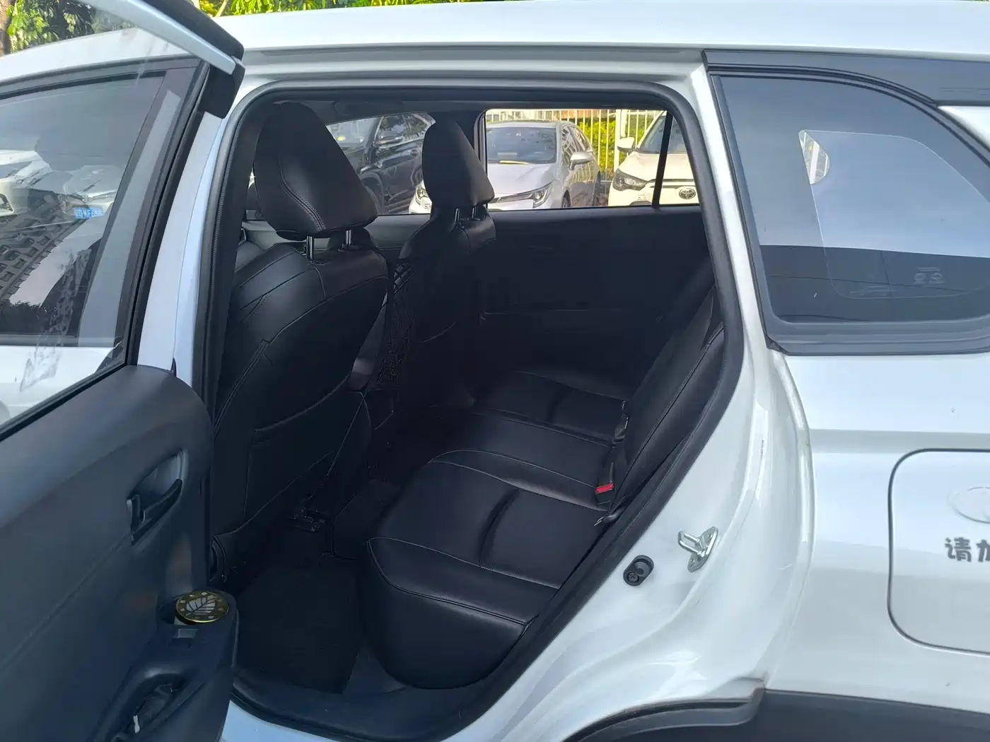 Toyota Frontlander 2023 2.0L CVT Leading Edition фото 4