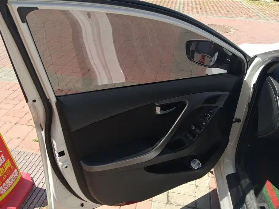 Hyundai Langdong 2015 1.6L Auto Premium фото 7