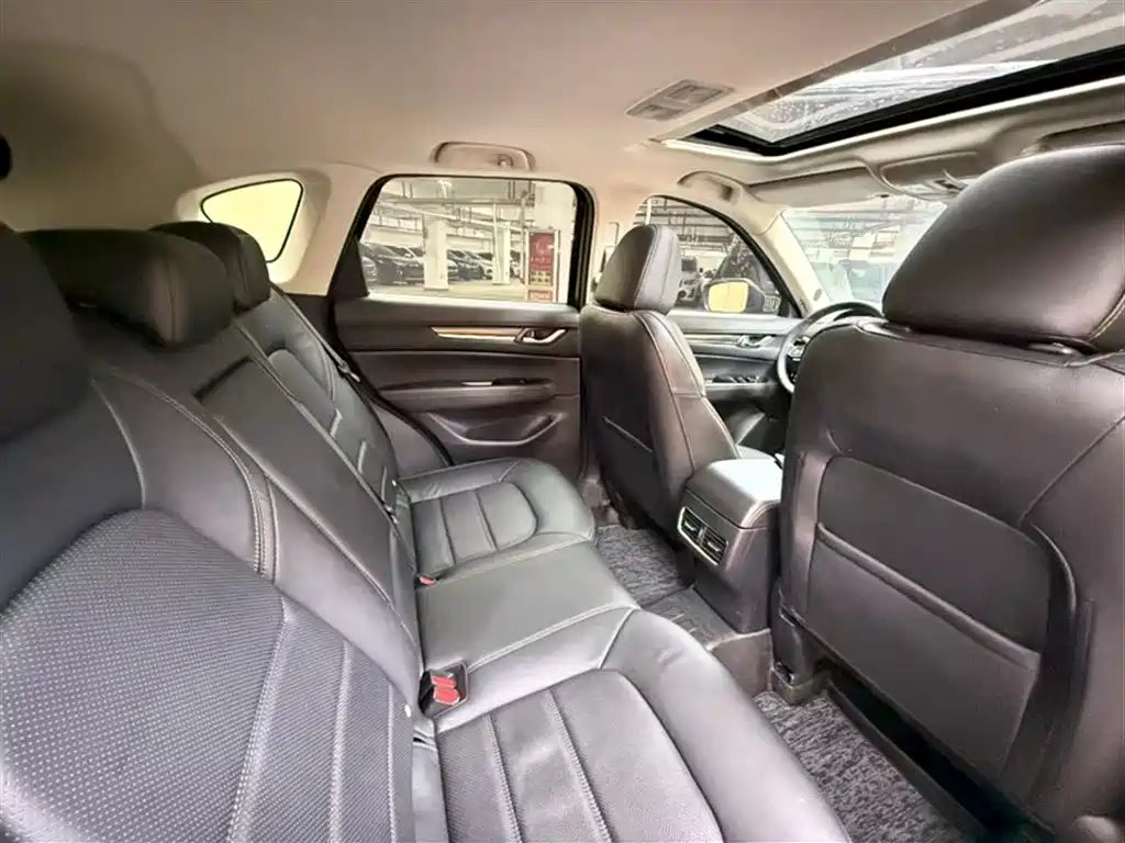 Фото 21 - Mazda CX-5