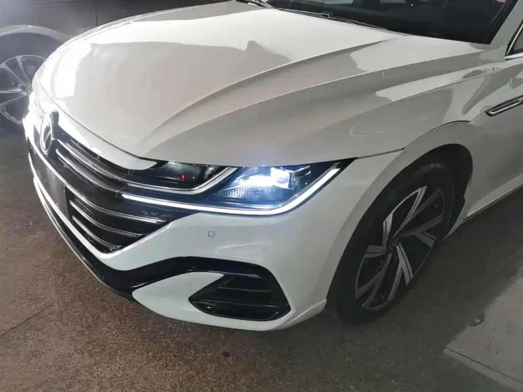 Volkswagen FAW-Volkswagen CC 2021 330TSI Dazzle Edition фото 24