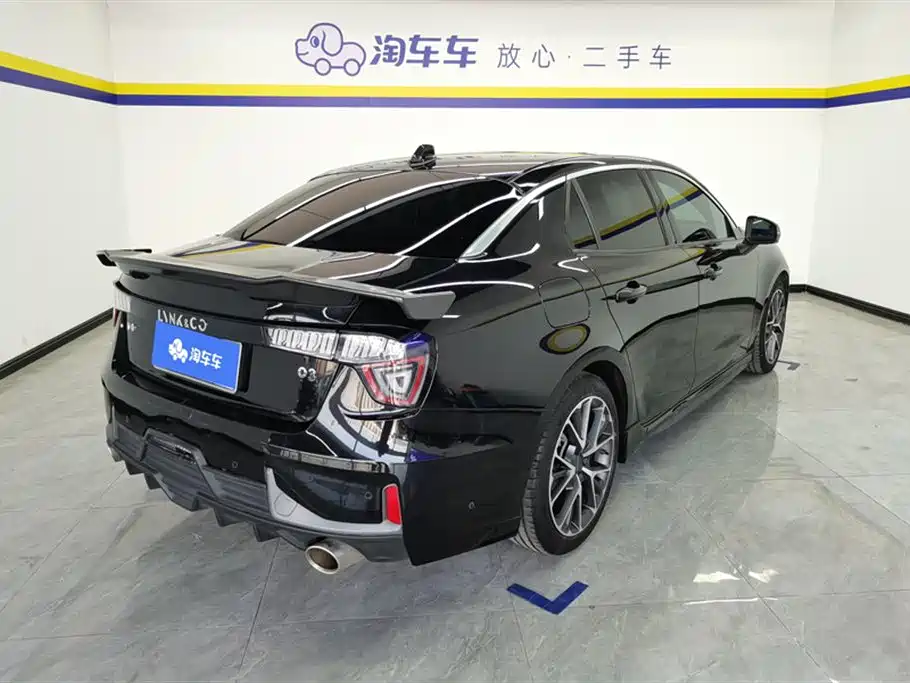 Lynk & Co 03 2022 2.0TD DCT Power Pro фото 3
