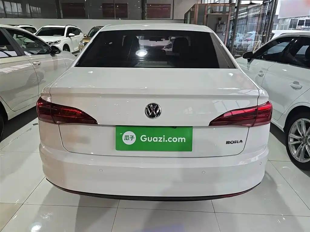 Volkswagen Bora 2019 1.5L Auto Fashion Model фото 6