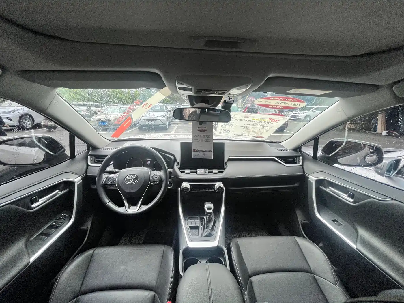 Toyota Wildlander 2022 2.0L CVT FWD Luxury Edition фото 9
