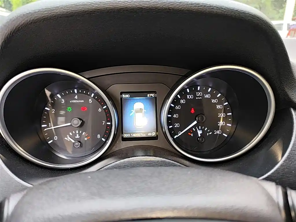 Haval H6 Coupe 2015 Model Blue Label 2.0T Automatic 2WD Elite фото 12