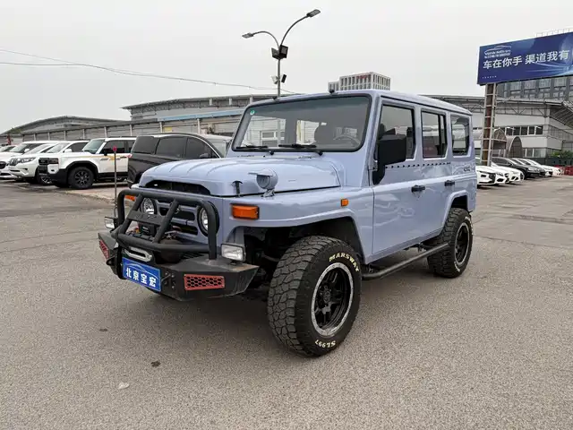 beijing-automobile-manufacturing-plant 212-classic