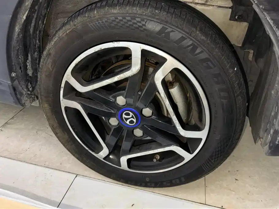 BAIC NEW ENERGY EC3