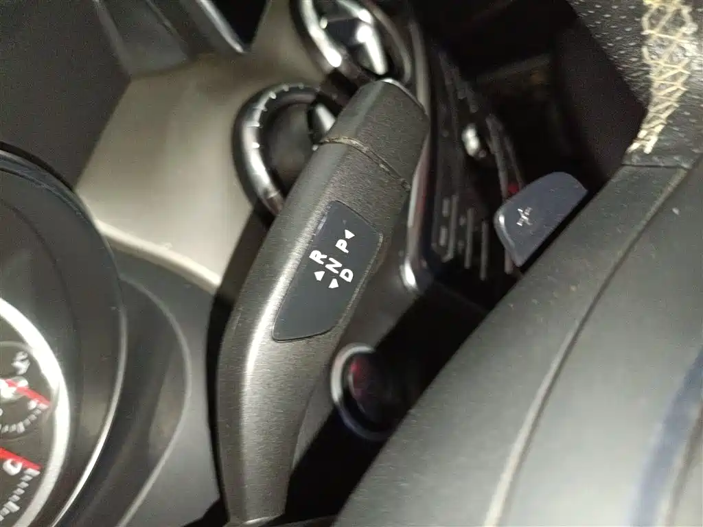 Mercedes-Benz CLA (Import) 2016 Facelift CLA 200 Sport фото 14