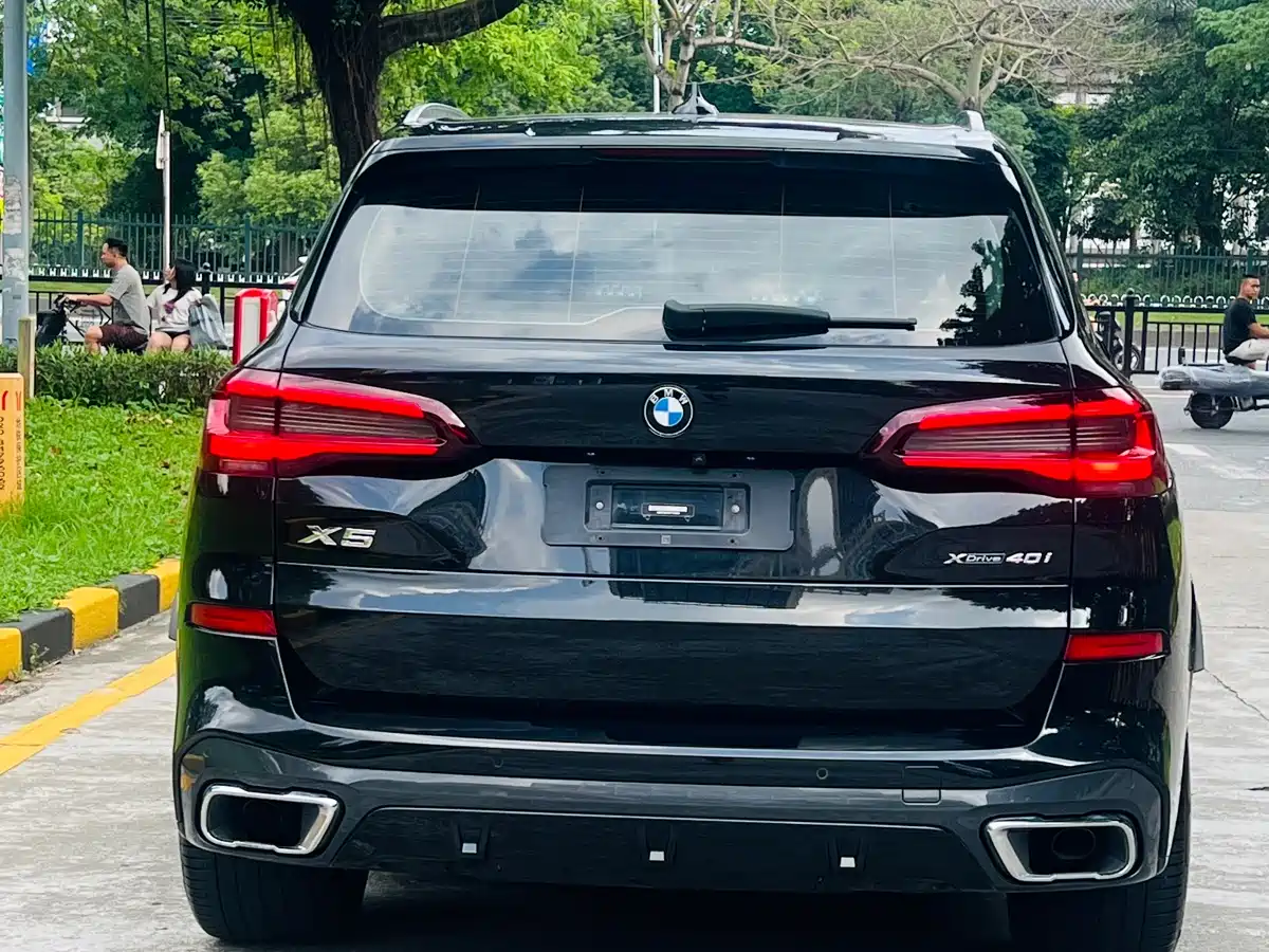 BMW X5 (IMPORTED)