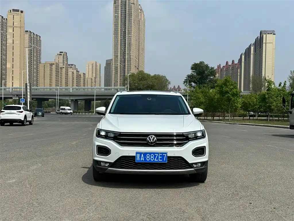 Volkswagen T-ROC 2022 280TSI DSG 2WD Comfort PLUS фото 2