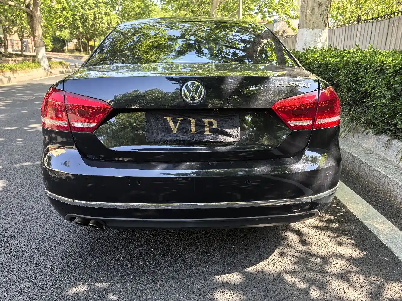 Photo 6 - Volkswagen Passat