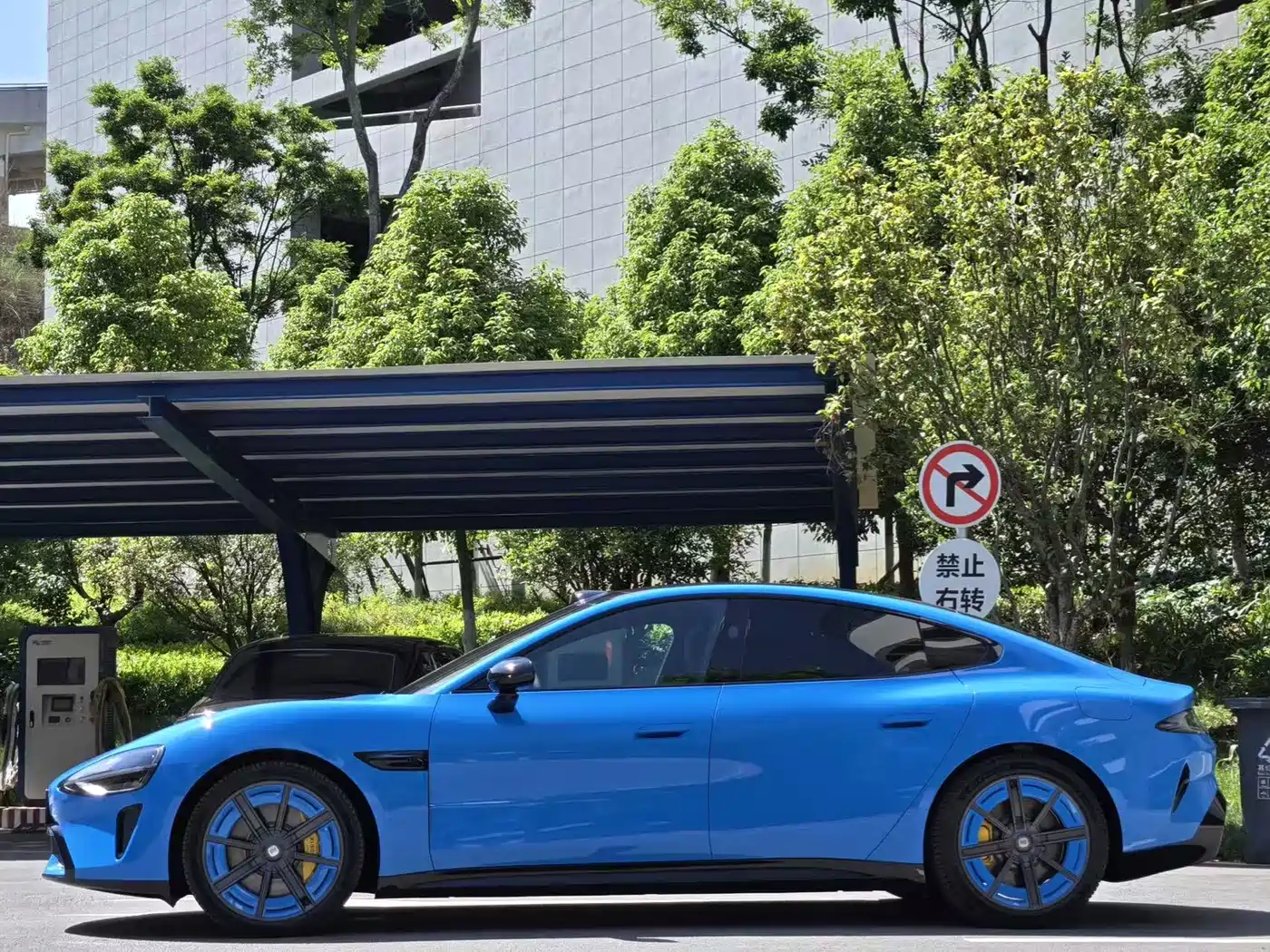 Xiaomi Auto Xiaomi SU7 2026 Rear-Wheel Drive Edition фото 9
