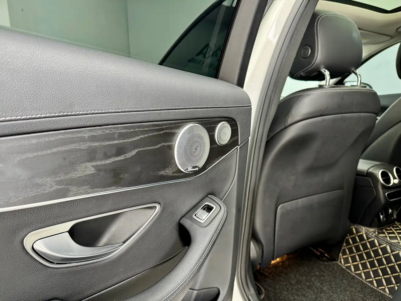 Mercedes-Benz C-Class 2021 C 260 L Sport Starry Exclusive Edition фото 12