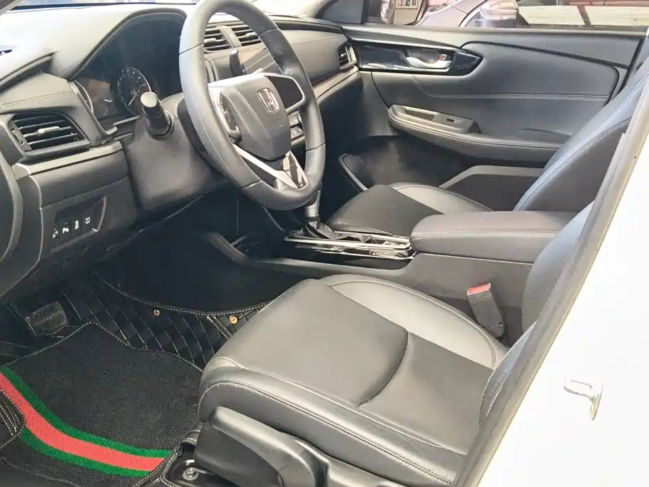 Honda ENVIX 2020 2019 180TURBO CVT Pleasure China V