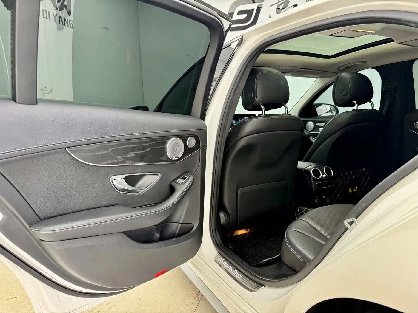 Mercedes-Benz C-Class 2021 C 260 L Sport Starry Exclusive Edition фото 11