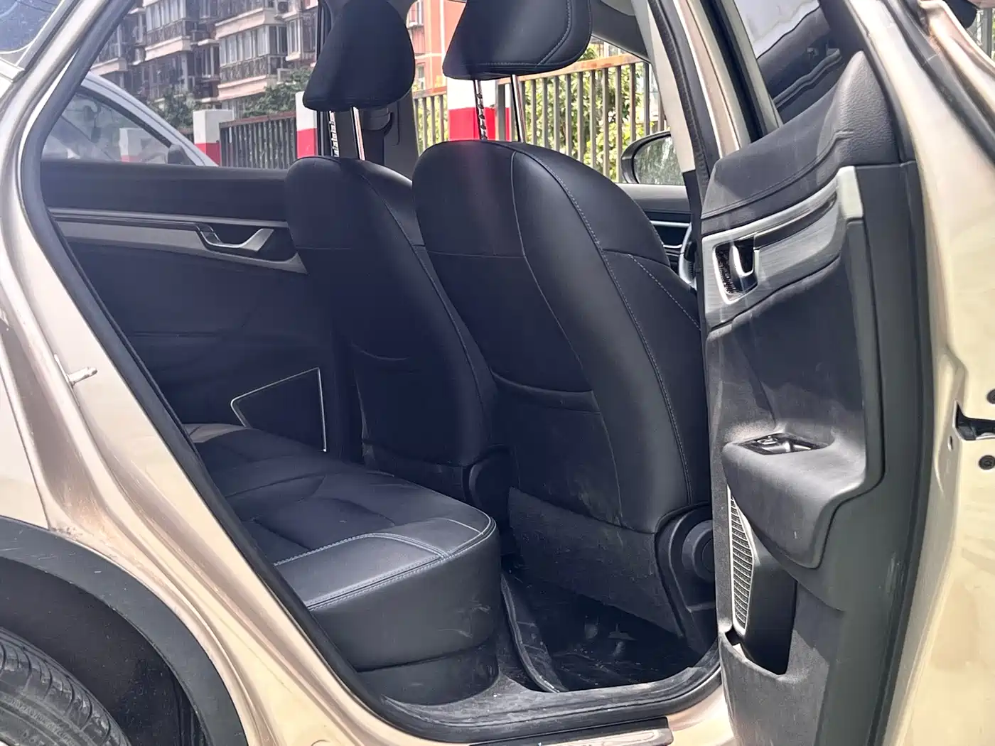 Geely Emgrand GSe 2018 2018 Premium Style