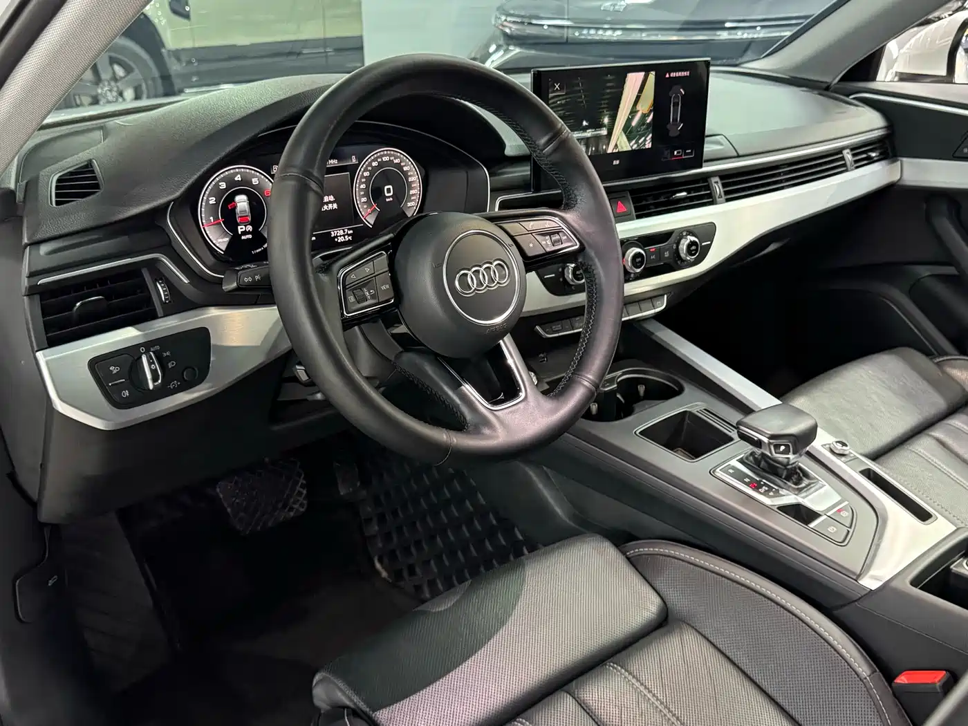 Audi A4L 2022 40 TFSI Fashion Dynamic фото 8