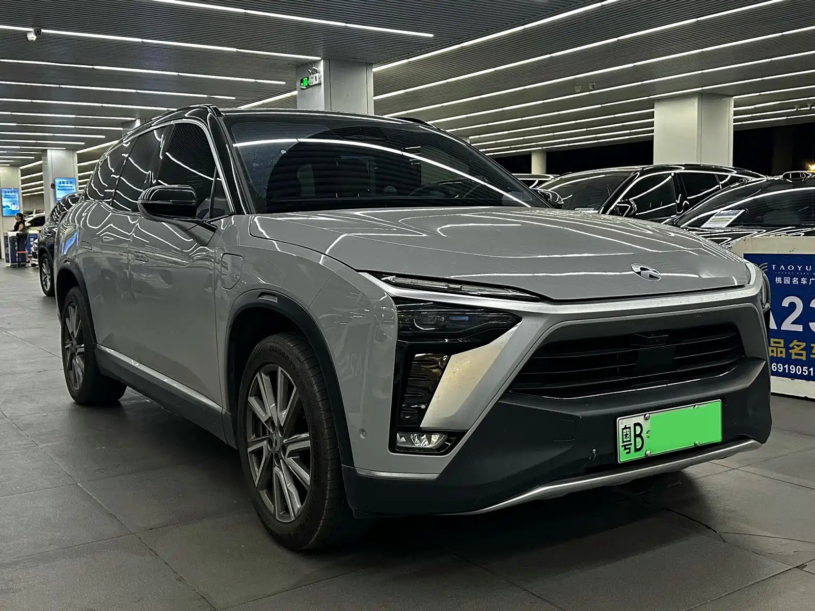 Фото 3 - NIO ES8