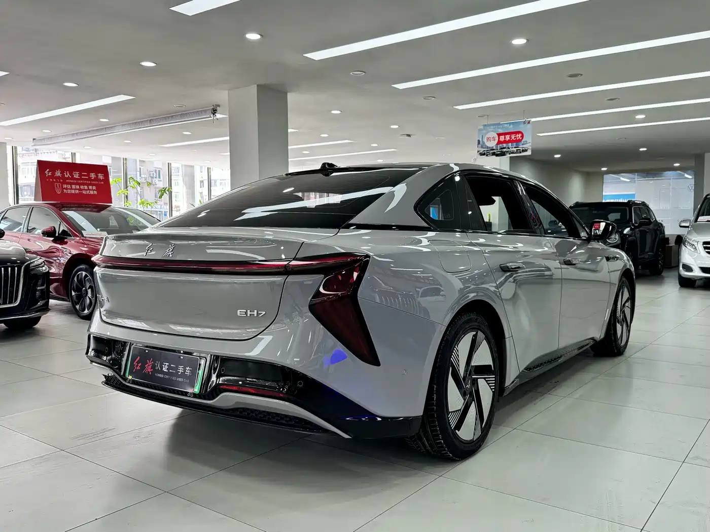 Hongqi EH7 2025 2025 640 AWD Smart Selection Edition