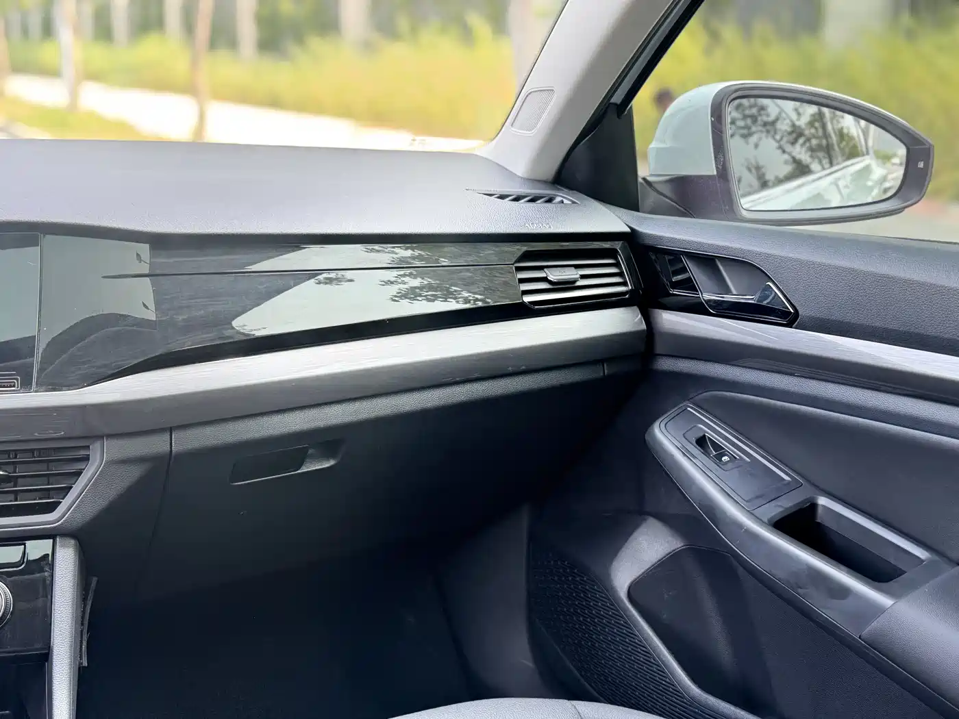 Volkswagen Bora 2021 1.5L Automatic Elite Smart Edition фото 10