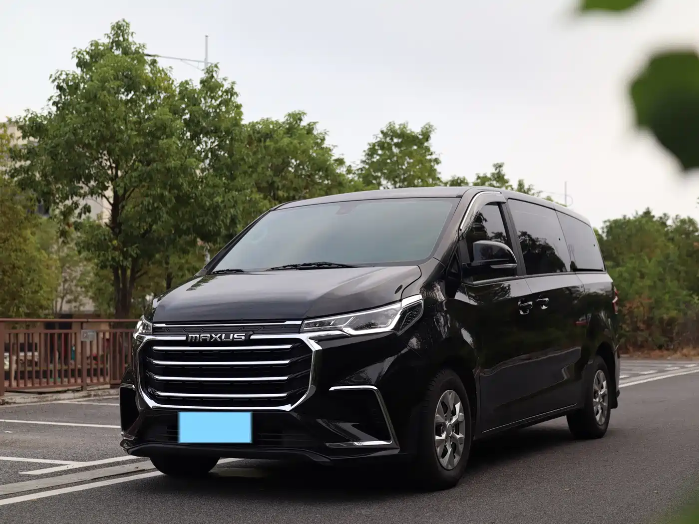 2025 Maxus G10