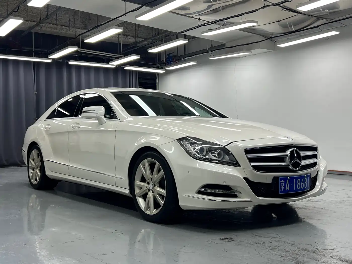 Mercedes-Benz CLS 2012 CLS 300 CGI фото 3